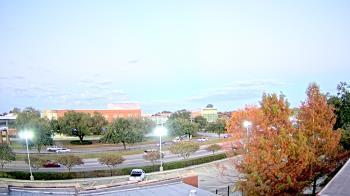 Weather camera view of Chalmette HS.
