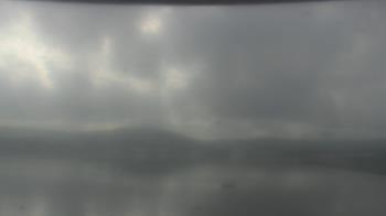 Weather camera view of Wyndham Garden Lake Guntersville.