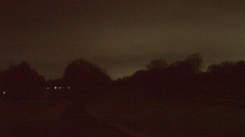 Weather camera view of Windyke Country Club.
