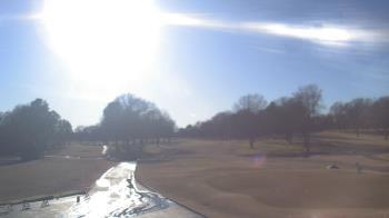 Weather camera view of Windyke Country Club.