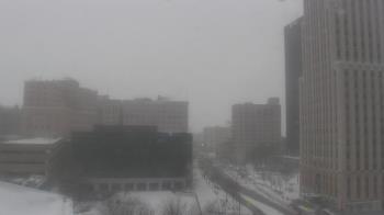 Weather camera view of Akron-Summit County Public Library.