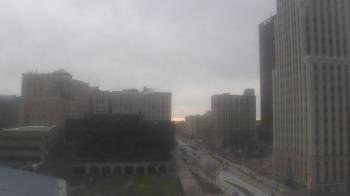 Weather camera view of Akron-Summit County Public Library.