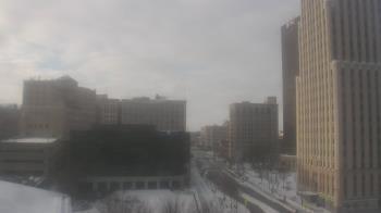 Weather camera view of Akron-Summit County Public Library.