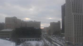 Weather camera view of Akron-Summit County Public Library.