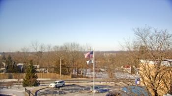 Weather camera view of Grass Lake School District 36.