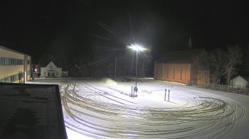 Weather camera view of Antwerp Primary School.