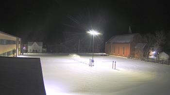 Weather camera view of Antwerp Primary School.