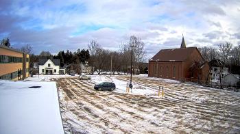 Weather camera view of Antwerp Primary School.