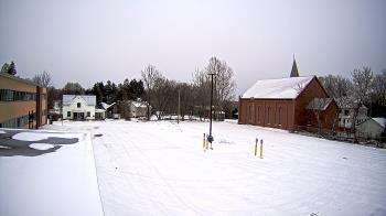 Weather camera view of Antwerp Primary School.
