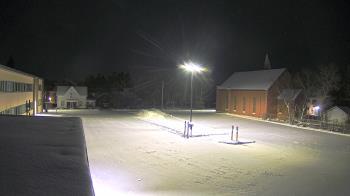 Weather camera view of Antwerp Primary School.