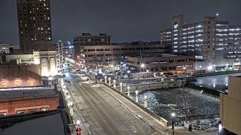 Weather camera view of City of Aurora IL.
