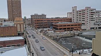 Weather camera view of City of Aurora IL.