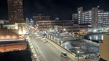 Weather camera view of City of Aurora IL.