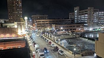 Weather camera view of City of Aurora IL.