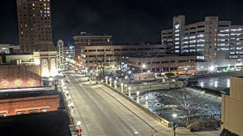 Weather camera view of City of Aurora IL.