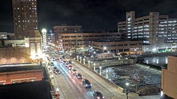 Weather camera view of City of Aurora IL.
