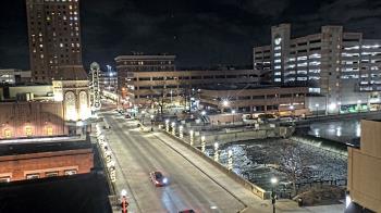 Weather camera view of City of Aurora IL.