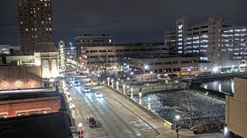 Weather camera view of City of Aurora IL.