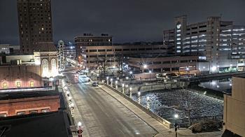 Weather camera view of City of Aurora IL.