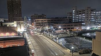 Weather camera view of City of Aurora IL.