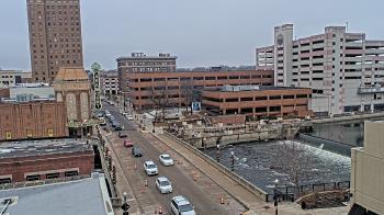 Weather camera view of City of Aurora IL.
