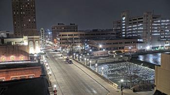Weather camera view of City of Aurora IL.