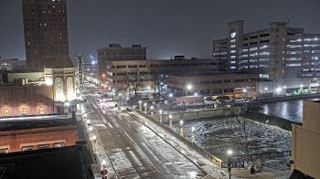 Weather camera view of City of Aurora IL.