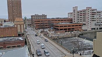Weather camera view of City of Aurora IL.