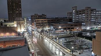Weather camera view of City of Aurora IL.