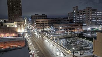 Weather camera view of City of Aurora IL.