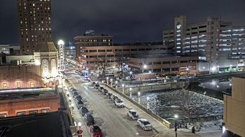 Weather camera view of City of Aurora IL.