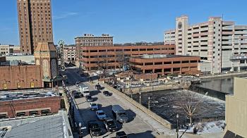 Weather camera view of City of Aurora IL.