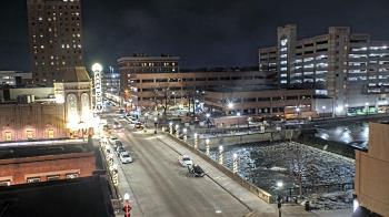 Weather camera view of City of Aurora IL.