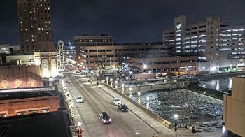 Weather camera view of City of Aurora IL.