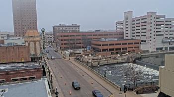 Weather camera view of City of Aurora IL.