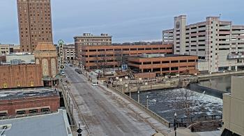 Weather camera view of City of Aurora IL.