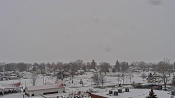Weather camera view of Beecher ES.