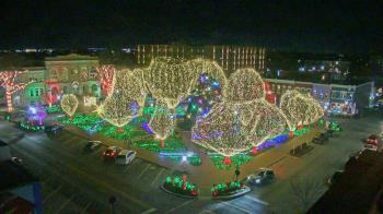 Weather camera view of Walton�s 5 & 10.