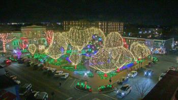 Weather camera view of Walton�s 5 & 10.