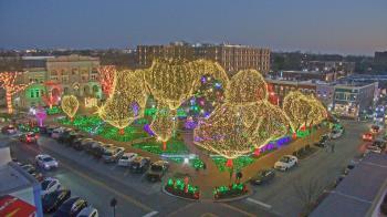 Weather camera view of Walton�s 5 & 10.