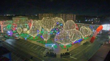 Weather camera view of Walton�s 5 & 10.