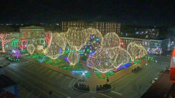 Weather camera view of Walton�s 5 & 10.