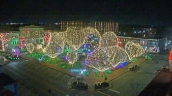 Weather camera view of Walton�s 5 & 10.