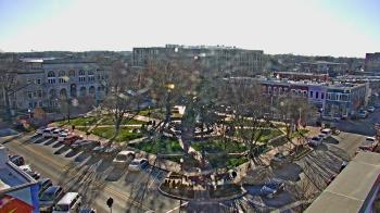 Weather camera view of Walton�s 5 & 10.