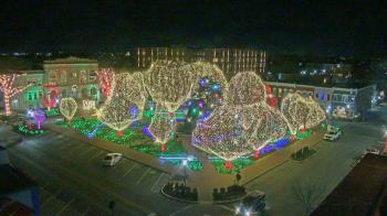 Weather camera view of Walton�s 5 & 10.