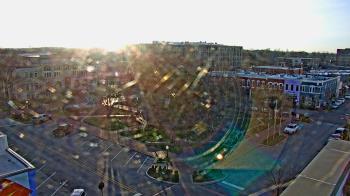 Weather camera view of Walton�s 5 & 10.