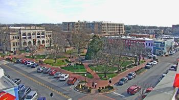 Weather camera view of Walton�s 5 & 10.