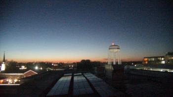 Weather camera view of Walton�s 5 & 10.