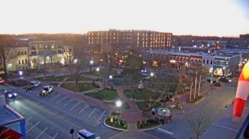 Weather camera view of Walton�s 5 & 10.