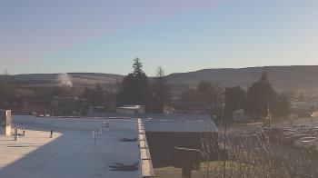 Weather camera view of Bridgeport High School.